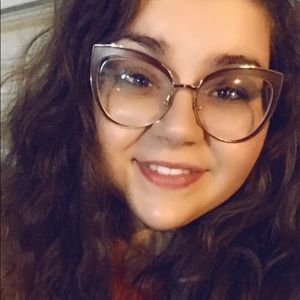 Meet your Posher, Jillian